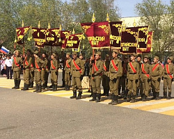 Парад в п. Володарский